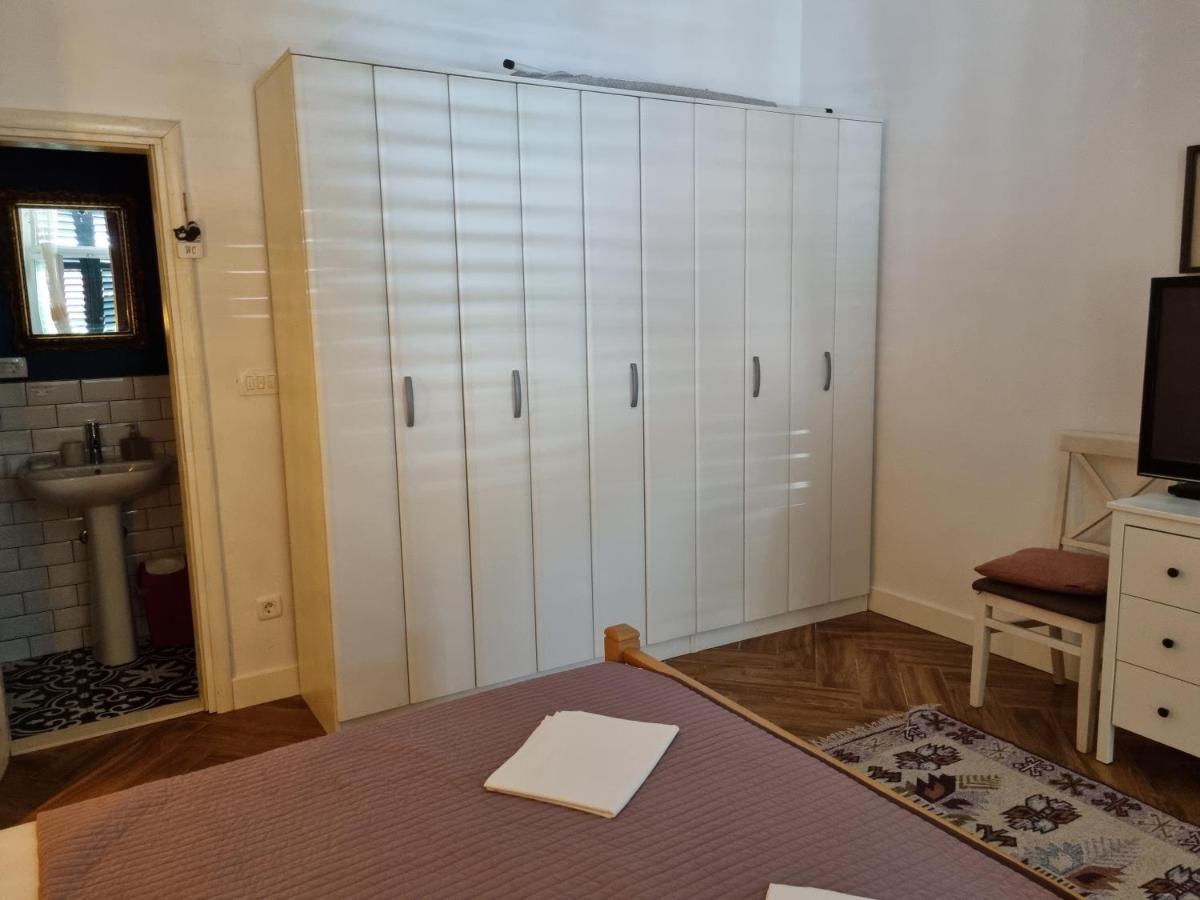 House Grabic Hotel Tivat Eksteriør billede