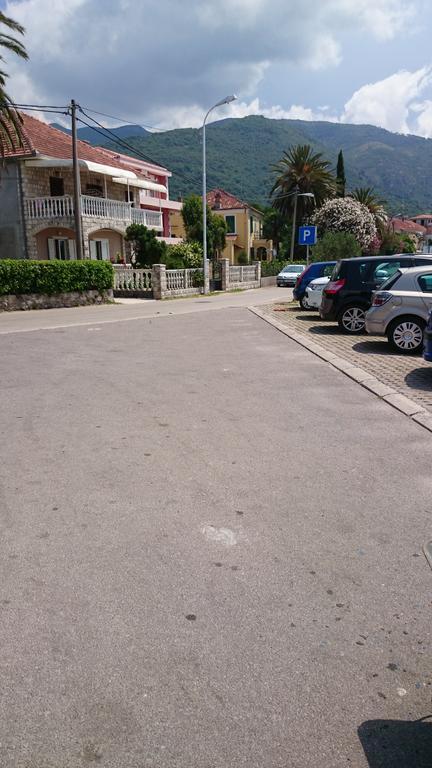 House Grabic Hotel Tivat Eksteriør billede
