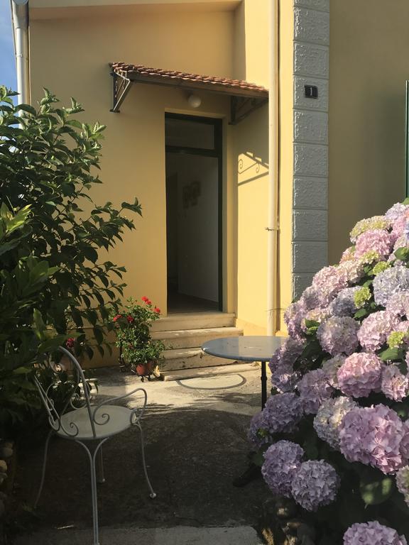 House Grabic Hotel Tivat Eksteriør billede